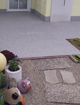 Reinigung Steinteppich Pflege